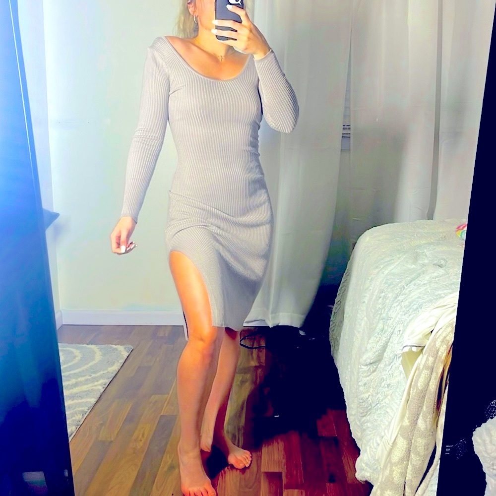 Banana republic Slit long sleeve sweater dress small